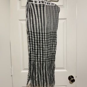 Beautiful striped cotton  scarf.